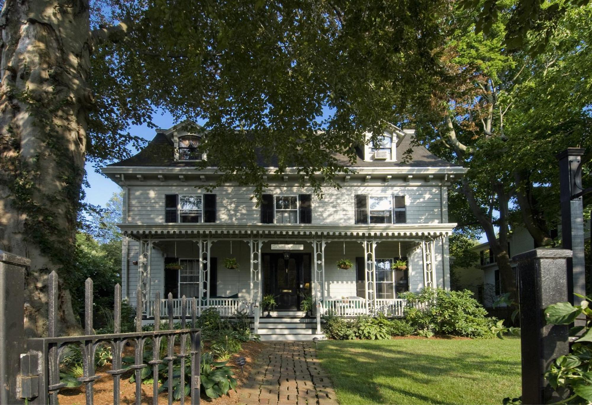 Marshall Slocum Inn Ньюпорт Экстерьер фото